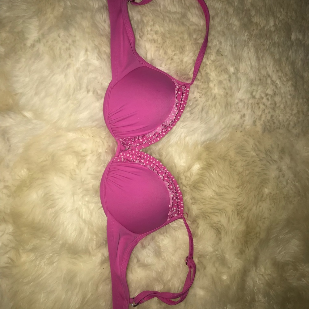 Padded swimsuit top